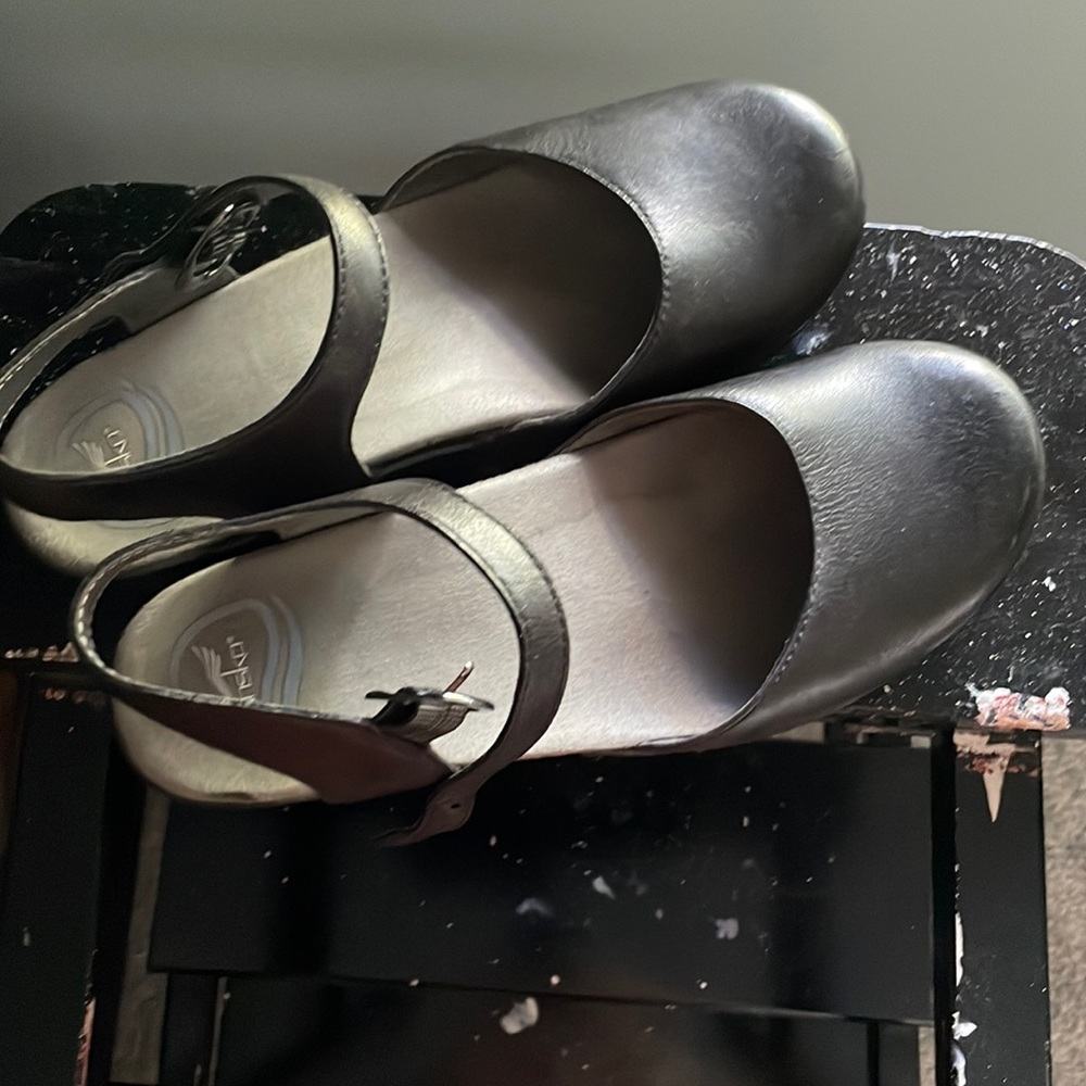Dansko size 7